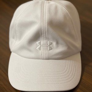 Under Armour Heatgear Womens Triple White Adjustable Cap/Hat